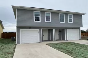 365 Sunnyside Dr, Trenton, TX 75490 - Photo 1