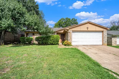 7508 Parkwood Lane, Fort Worth, TX 76133 - Photo 1