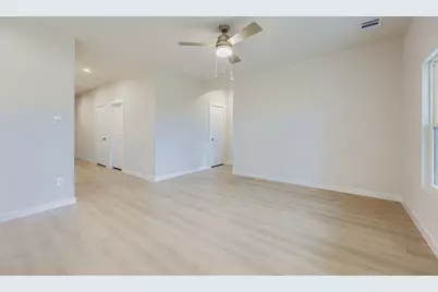 1013 Park Oak Lane, Crowley, TX 76036 - Photo 2