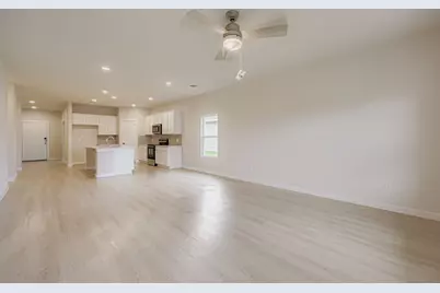 1009 Park Oak Lane, Crowley, TX 76036 - Photo 2