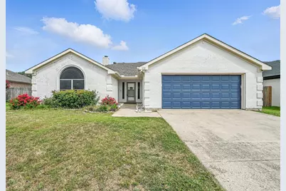 312 Helmsford Trail, Saginaw, TX 76179 - Photo 1