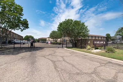 1421 S 12th Street #211, Waco, TX 76706 - Photo 2