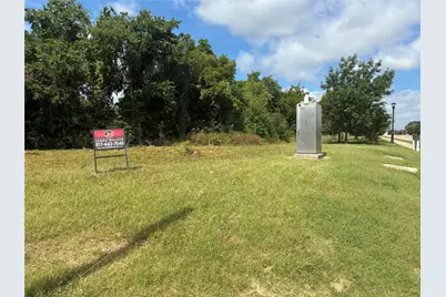 1156 Mansfield Avenue, Fort Worth, TX 76104 - Photo 2