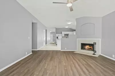 2023 Earnhardt Way, Dallas, TX 75217 - Photo 18