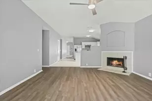 2023 Earnhardt Way, Dallas, TX 75217 - Photo 18