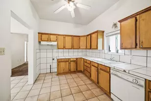 909 E High St, Terrell, TX 75160 - Photo 8