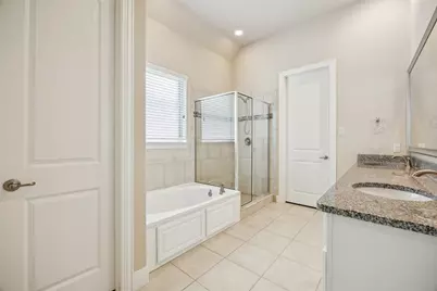 8668 Barlow Drive, Frisco, TX 75036 - Photo 22