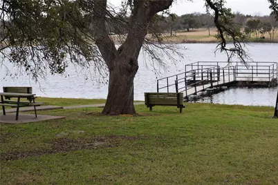 19066 White Bluff Drive, Whitney, TX 76692 - Photo 14
