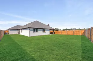 301 Saddlewood Trl, Commerce, TX 75428 - Photo 32