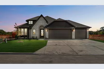 301 Saddlewood Trail, Commerce, TX 75428 - Photo 2