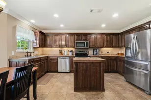 1810 Meadowview Dr, Reno, TX 75462 - Photo 2