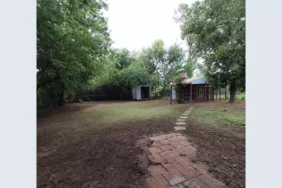 203 Erskine Drive, Longview, TX 75601 - Photo 34