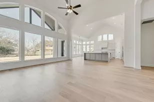 529 Fallen Timber Dr, Heath, TX 75126 - Photo 2