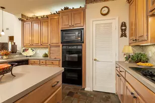 1605 Villa Ct, Corinth, TX 76210 - Photo 12