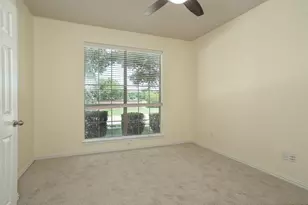 1220 Berkeley Dr, Burleson, TX 76028 - Photo 6