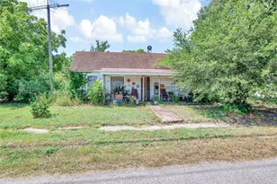 601 E Houston St, Leonard, TX 75452 - Photo 1