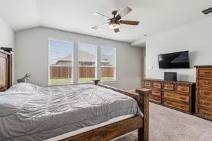 1813 Drover Creek Rd, Aubrey, TX 76227 - Photo 14