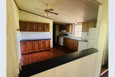 421 W Cedar Street, Gordon, TX 76453 - Photo 4