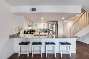 438 Yacht Club Dr, Rockwall, TX 75032 - Photo 2