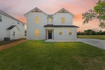 1717 Gurley Lane, Waco, TX 76706 - Photo 2