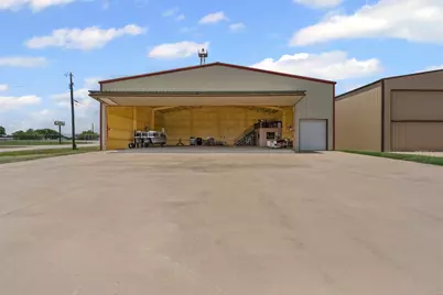 1810 Fourth Street, Graham, TX 76450 - Photo 4