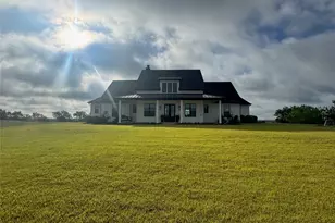 5616 Sabino Ct, Godley, TX 76044 - Photo 2