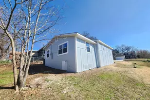 1217 W Nelson St, Denison, TX 75020 - Photo 18