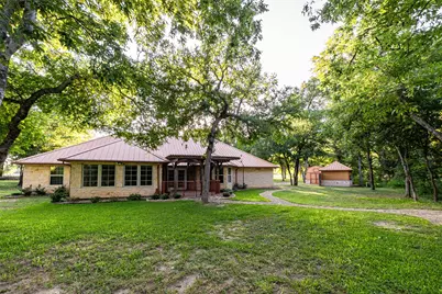 1465 Waters Edge Lane, Glen Rose, TX 76043 - Photo 40
