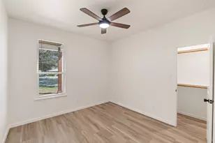 1610 Cheyenne Trail, Granbury, TX 76048 - Photo 20