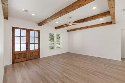 1610 Cheyenne Trail, Granbury, TX 76048 - Photo 6