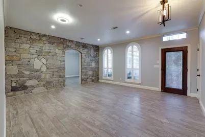 4502 Ridgecrest Drive, Arlington, TX 76017 - Photo 4