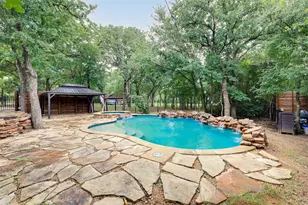 4502 Ridgecrest Dr, Arlington, TX 76017 - Photo 36