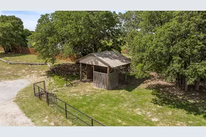 4951 N Fm 51, Weatherford, TX 76085 - Photo 28