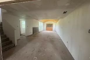 184 County Rd 4027, Lott, TX 76656 - Photo 4