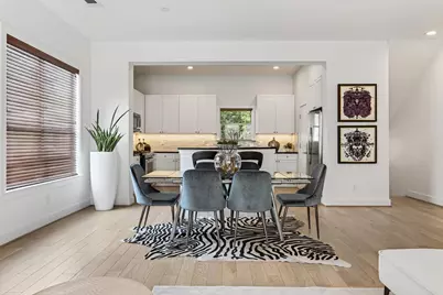 4830 Cedar Springs Road #27, Dallas, TX 75219 - Photo 10