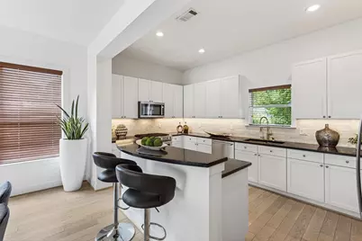 4830 Cedar Springs Road #27, Dallas, TX 75219 - Photo 14