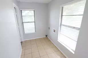 1020 S Adams St, McGregor, TX 76657 - Photo 10