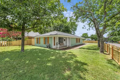 2401 Herring Avenue, Waco, TX 76708 - Photo 32