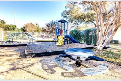 9228 Flickering Shadow Drive, Dallas, TX 75243 - Photo 40