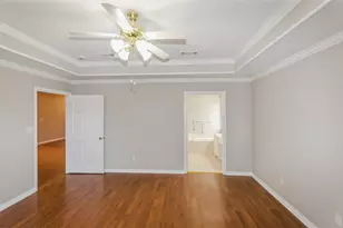 915 Cresthaven Dr, Cedar Hill, TX 75104 - Photo 10