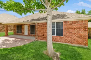 915 Cresthaven Dr, Cedar Hill, TX 75104 - Photo 18