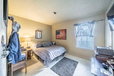 1002 Capetown Drive, Grand Prairie, TX 75050 - Photo 16