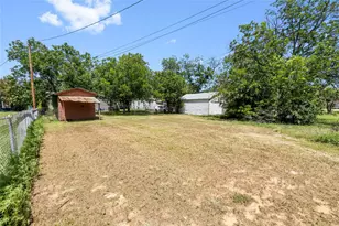 2711 Elizabeth Dr, Brownwood, TX 76801 - Photo 28