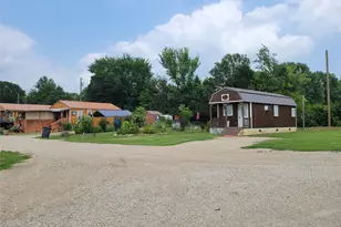 310 Carson Cir, Gun Barrel City, TX 75156 - Photo 10