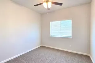 112 Trinity St, Grandview, TX 76050 - Photo 16