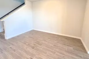 112 Trinity St, Grandview, TX 76050 - Photo 4