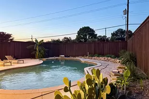 2760 N Hillbrier Cir, Plano, TX 75075 - Photo 18