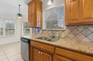 360 Markedstone Rd, Burleson, TX 76028 - Photo 20