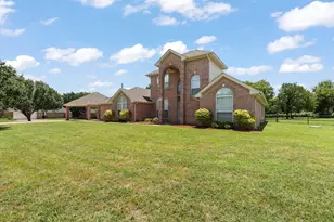 360 Markedstone Rd, Burleson, TX 76028 - Photo 2