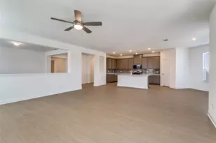 102 Hudson Ln, Justin, TX 76247 - Photo 10